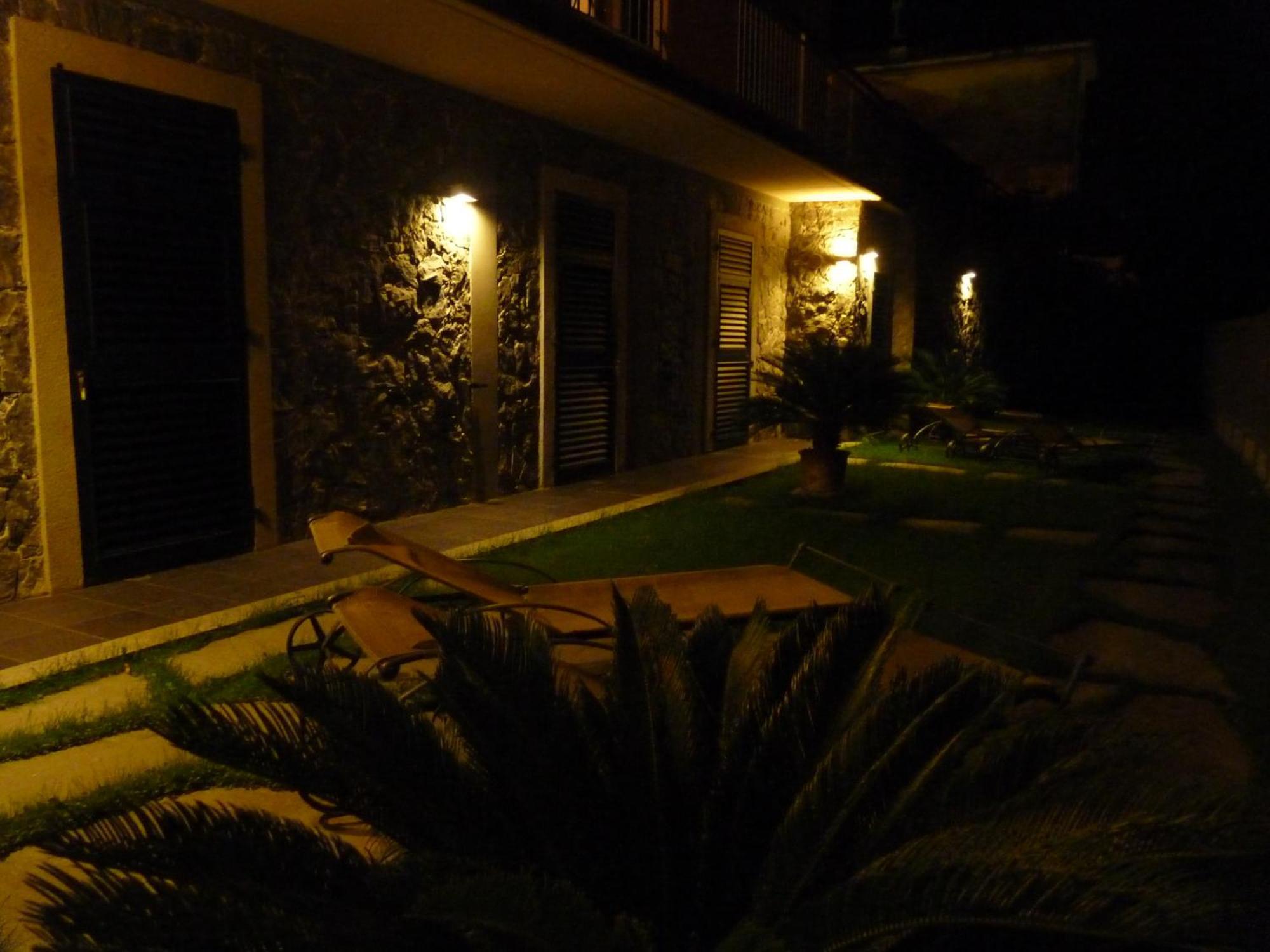 La Gerbera Hotel Леванто Екстериор снимка