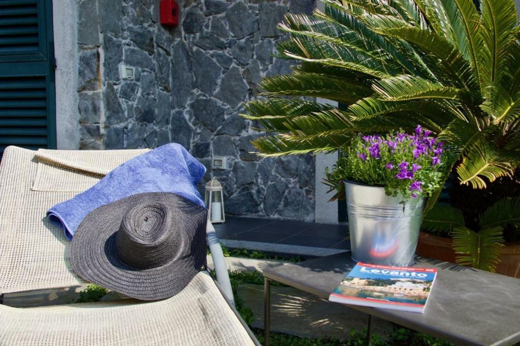 La Gerbera Hotel Леванто Екстериор снимка